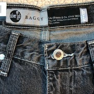 $79.50 NEW LEVI’S SILVERTAB Mens Baggy Jeans Embarcadero Black//Gray 392900002